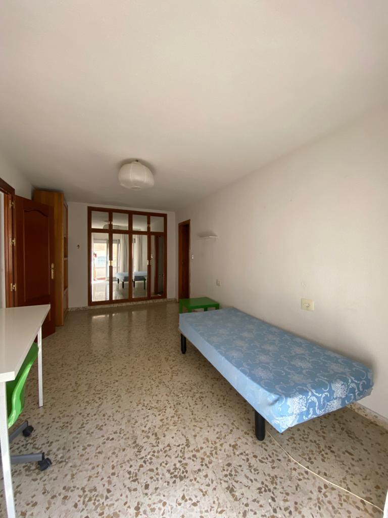 Flat for Rent in Granada