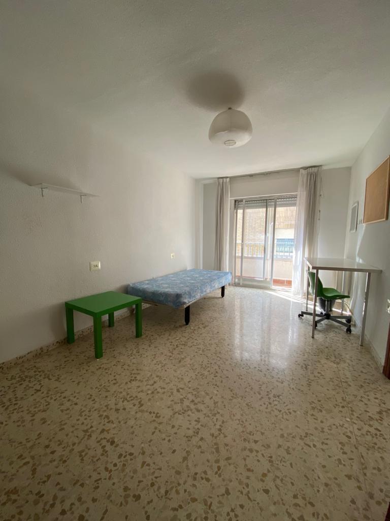 Flat for Rent in Granada