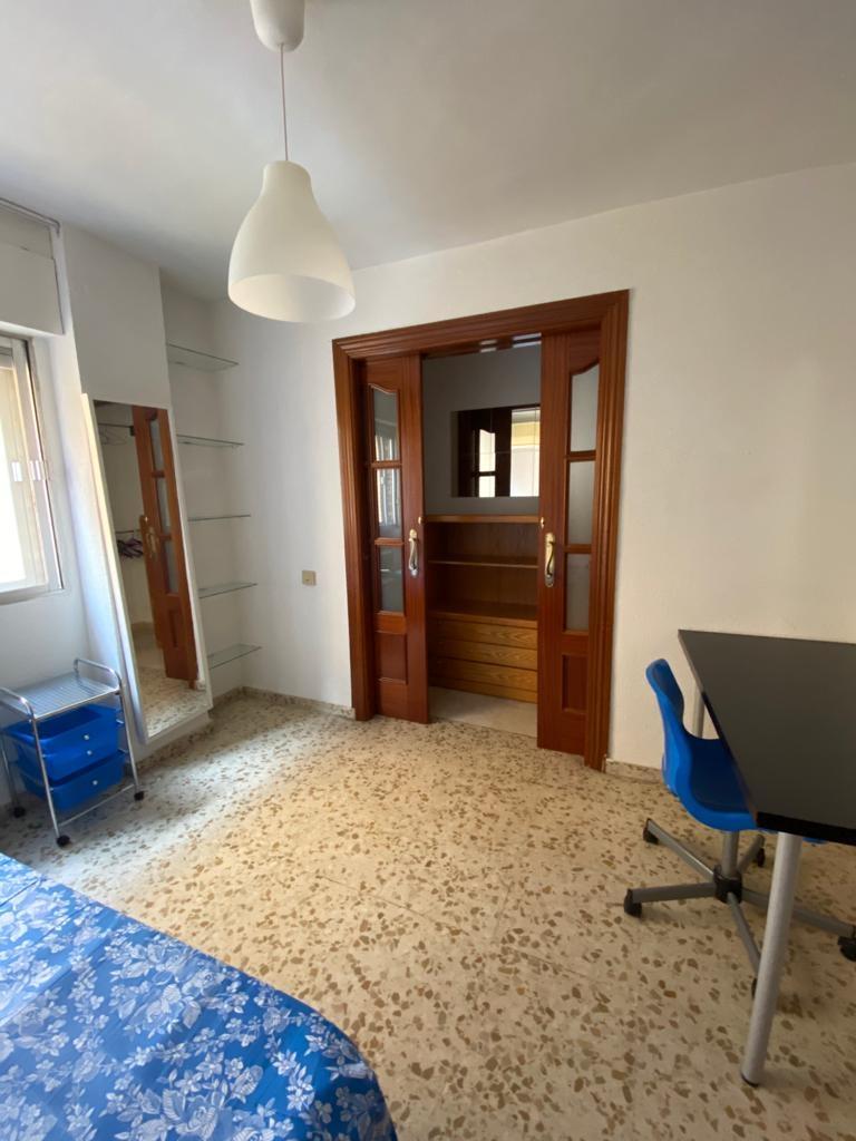 Flat for Rent in Granada