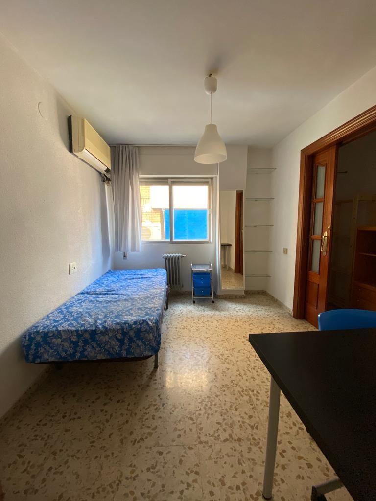 Flat for Rent in Granada