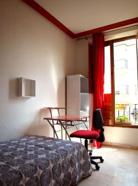 Flat for Rent in Granada