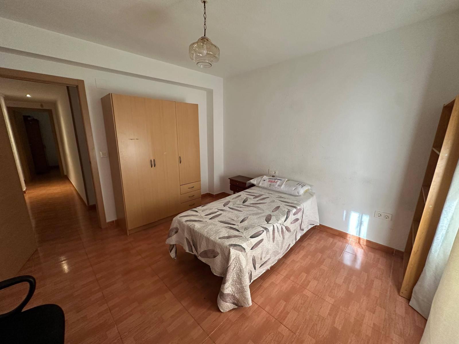 Flat for Rent in Granada