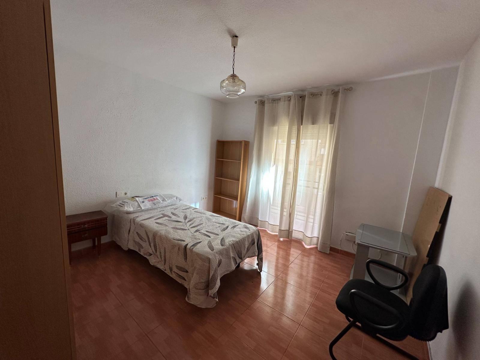 Flat for Rent in Granada