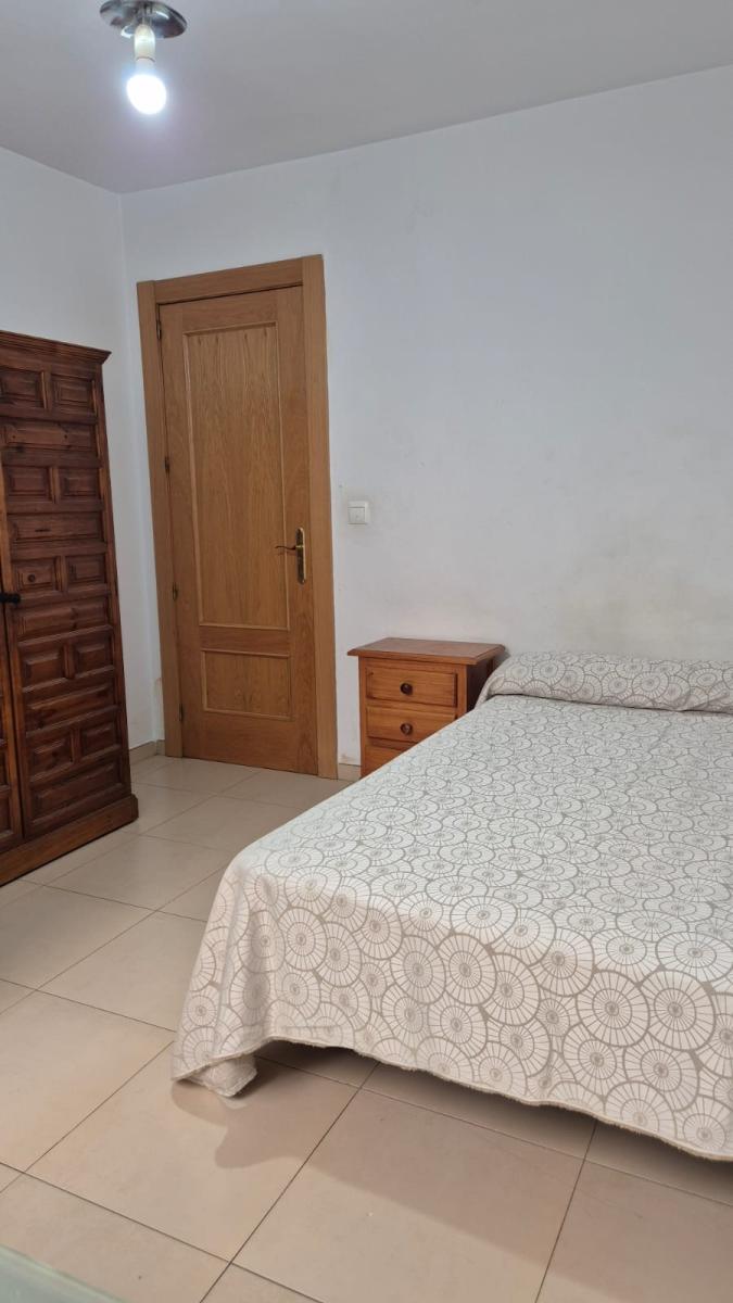 Flat for Rent in Granada