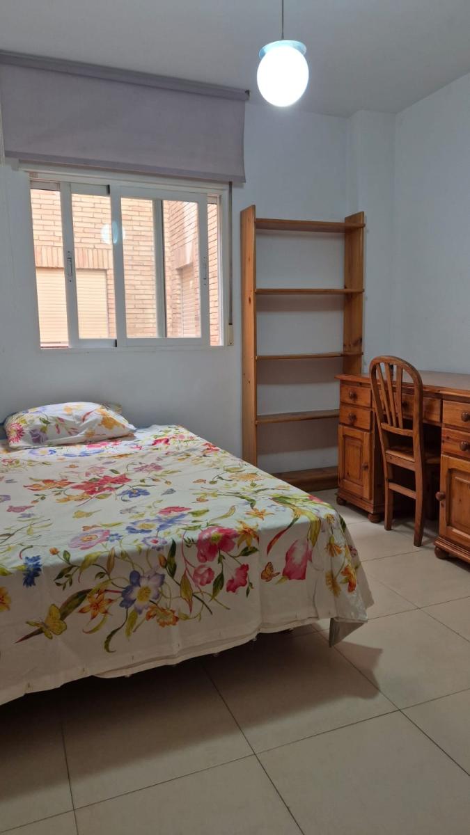 Flat for Rent in Granada