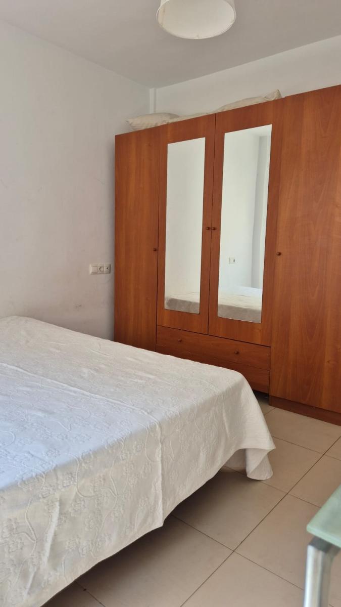 Flat for Rent in Granada