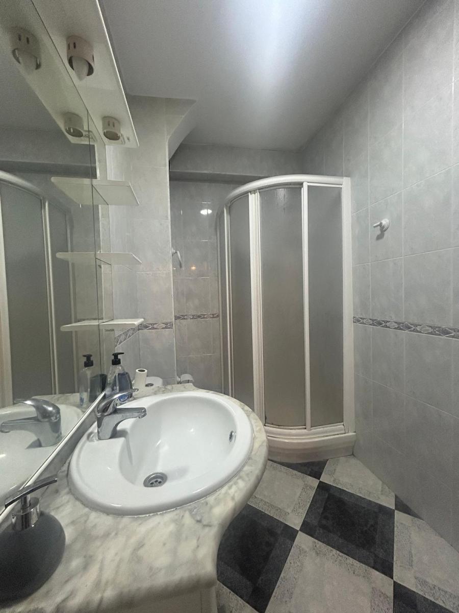 Flat for Rent in Granada