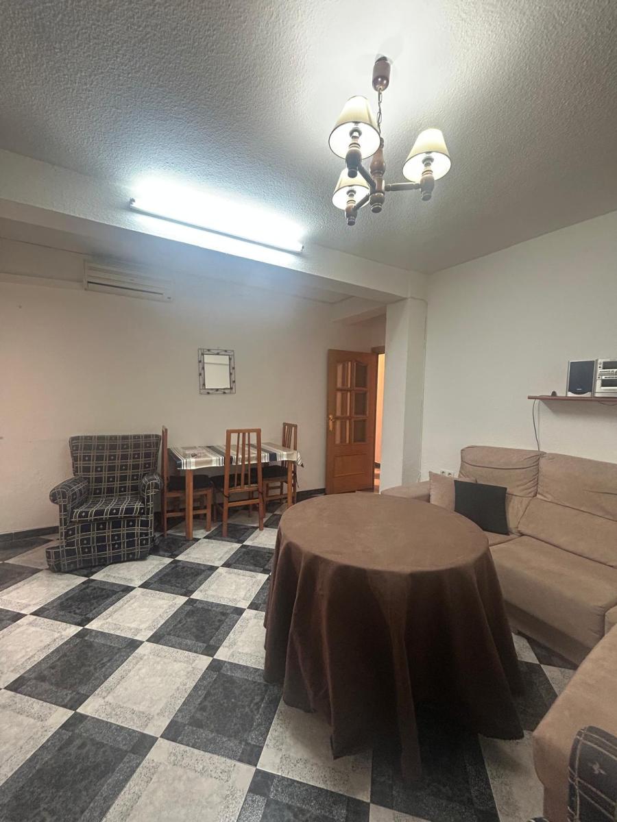 Flat for Rent in Granada