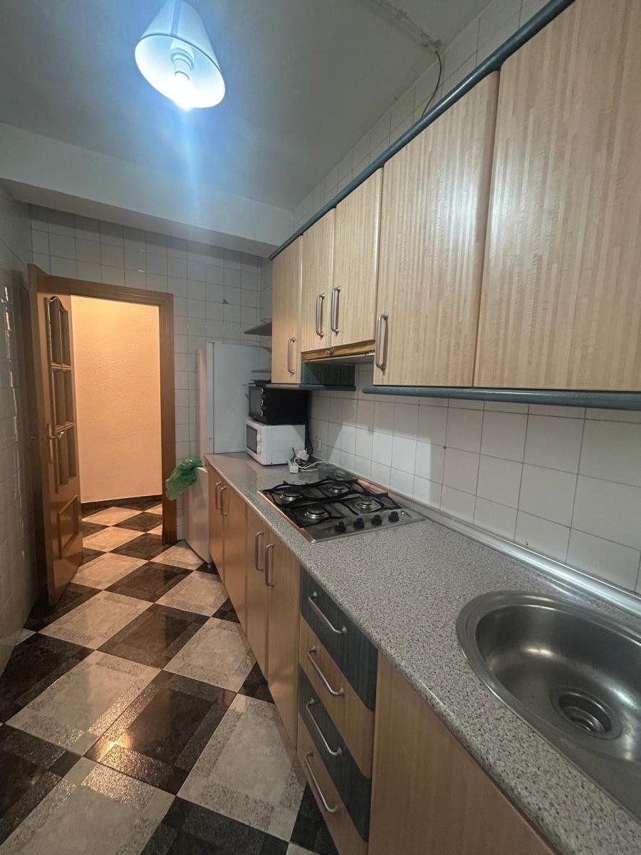 Flat for Rent in Granada