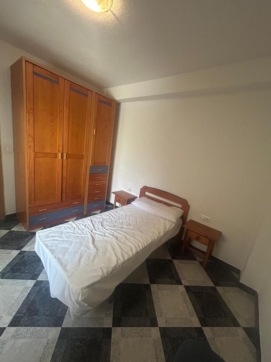 Flat for Rent in Granada