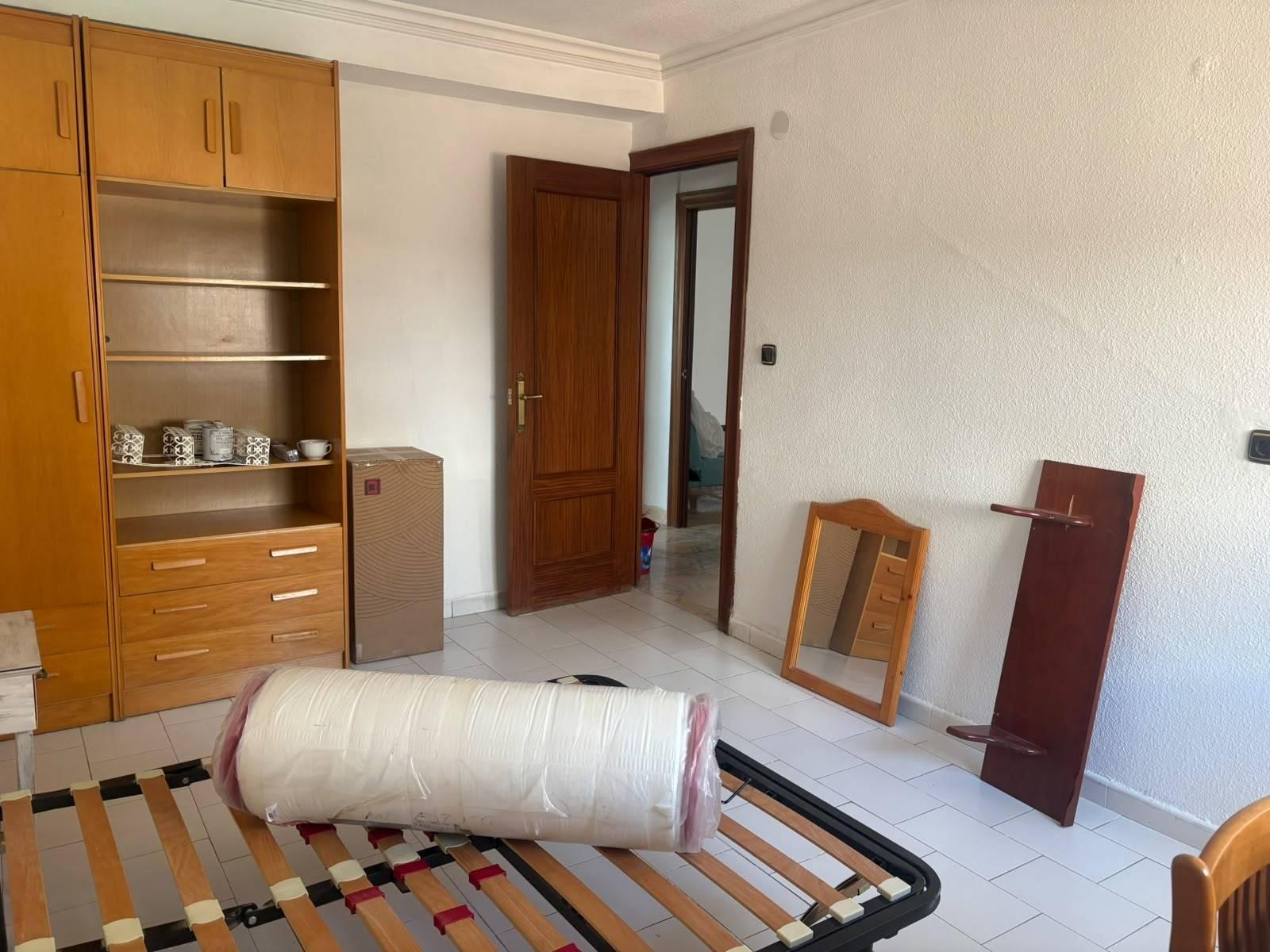 Flat for Rent in Granada