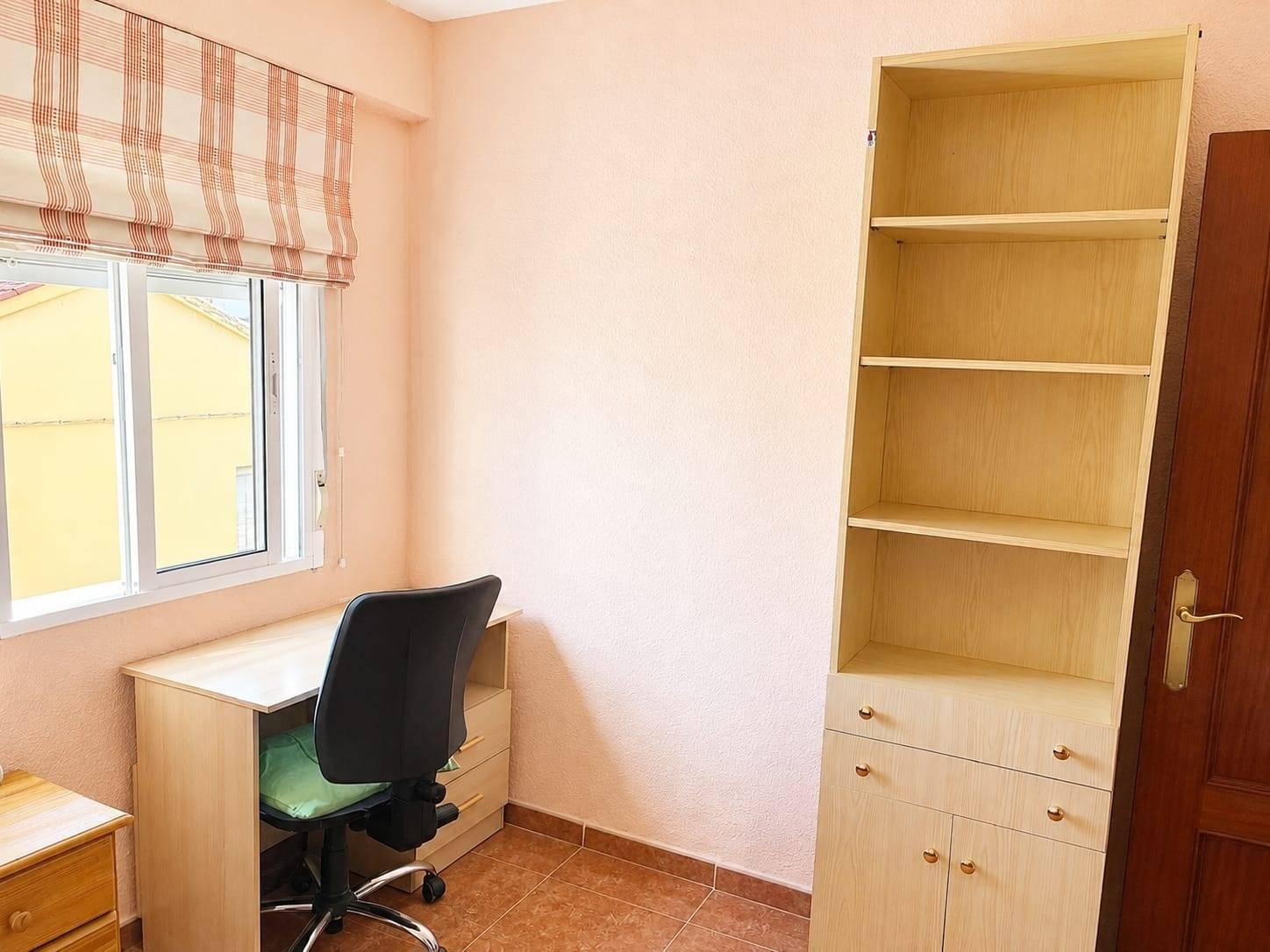 Flat for Rent in Granada