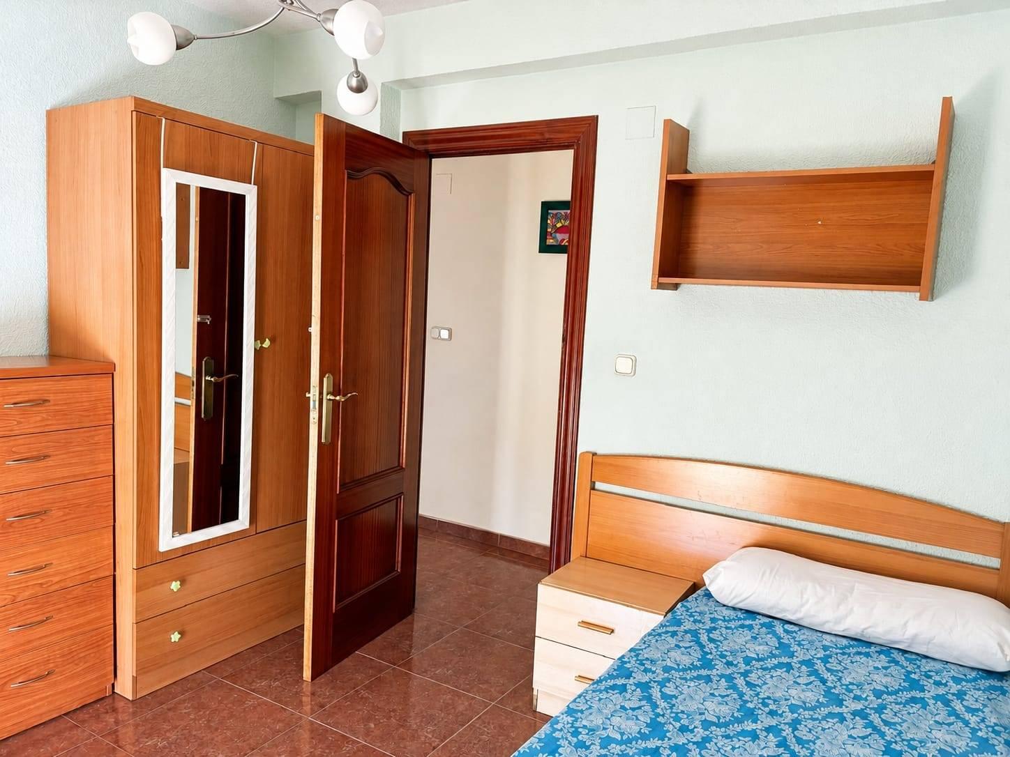 Flat for Rent in Granada