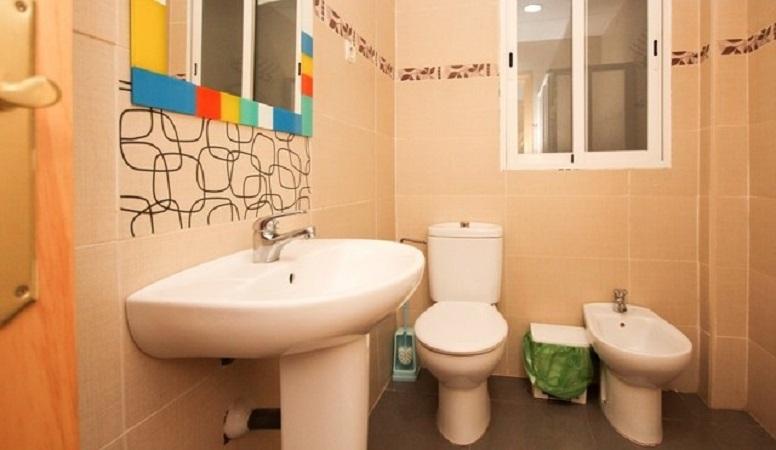 Flat for Rent in Granada