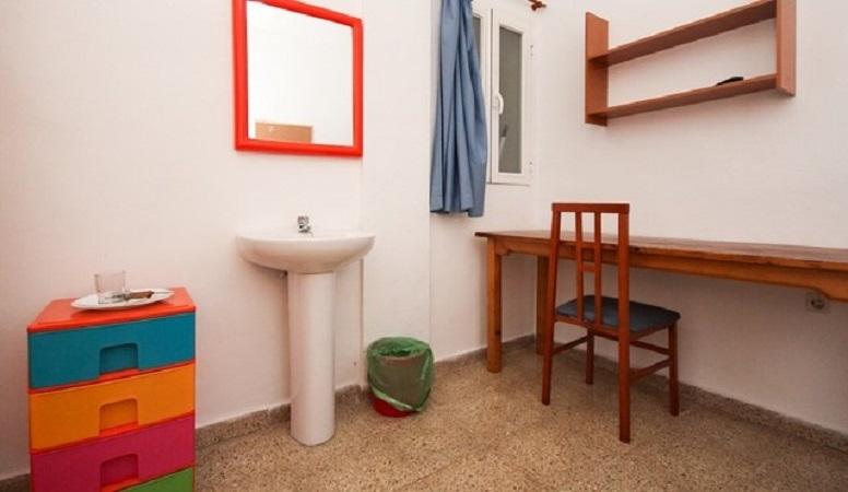 Flat for Rent in Granada
