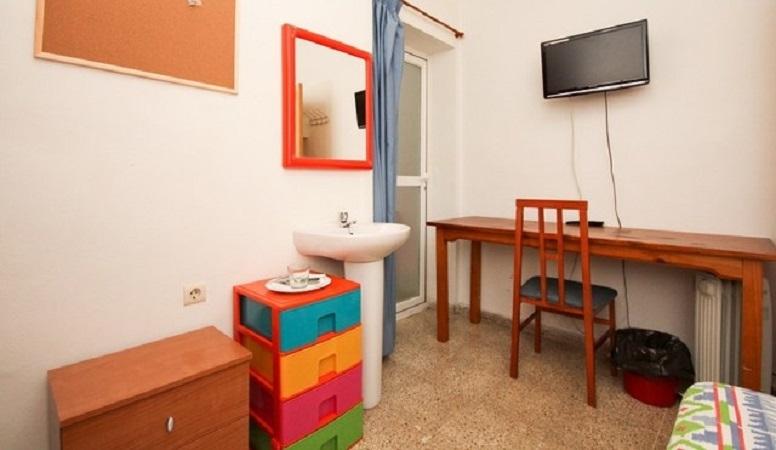 Flat for Rent in Granada