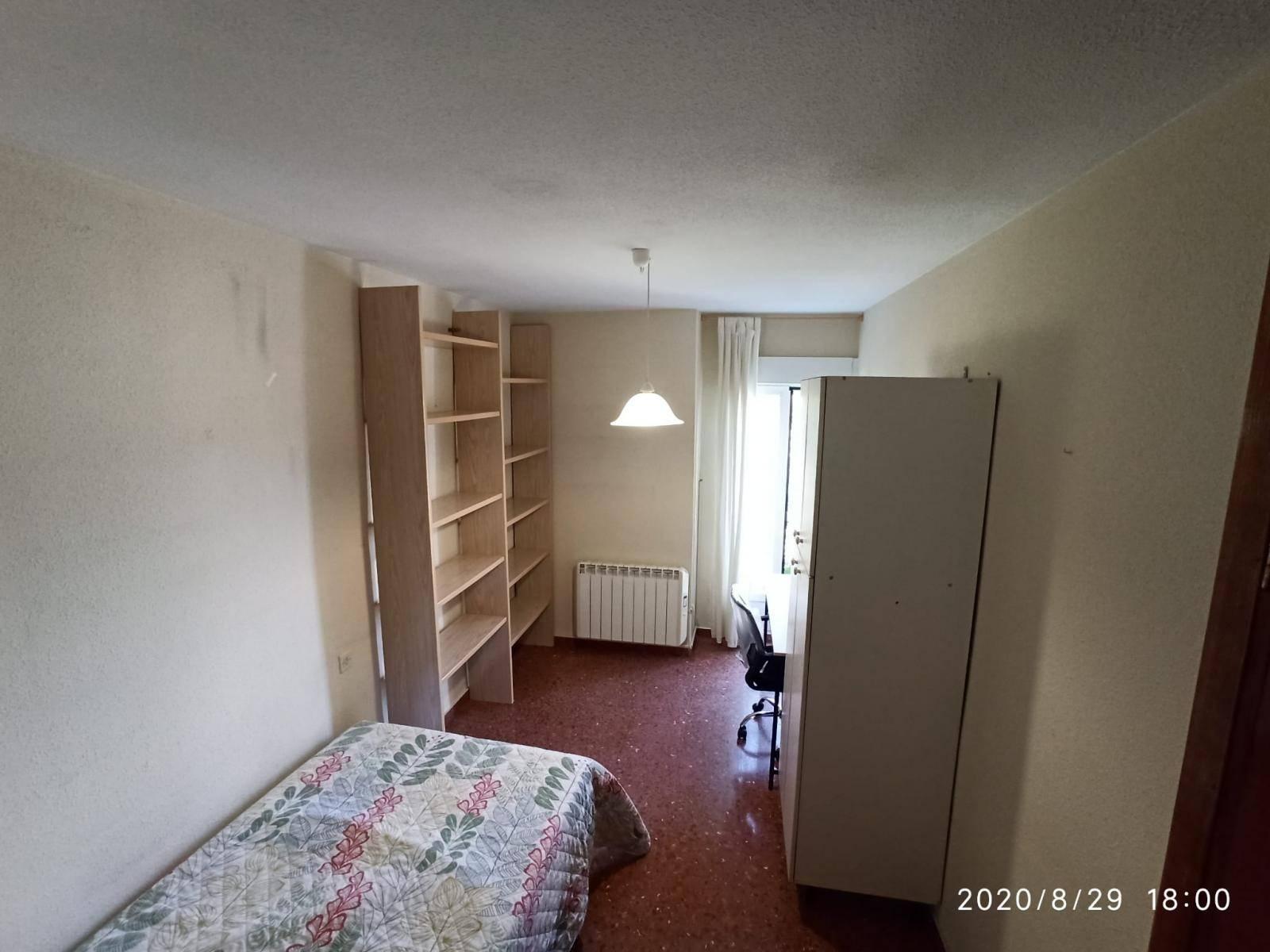 Flat for Rent in Granada