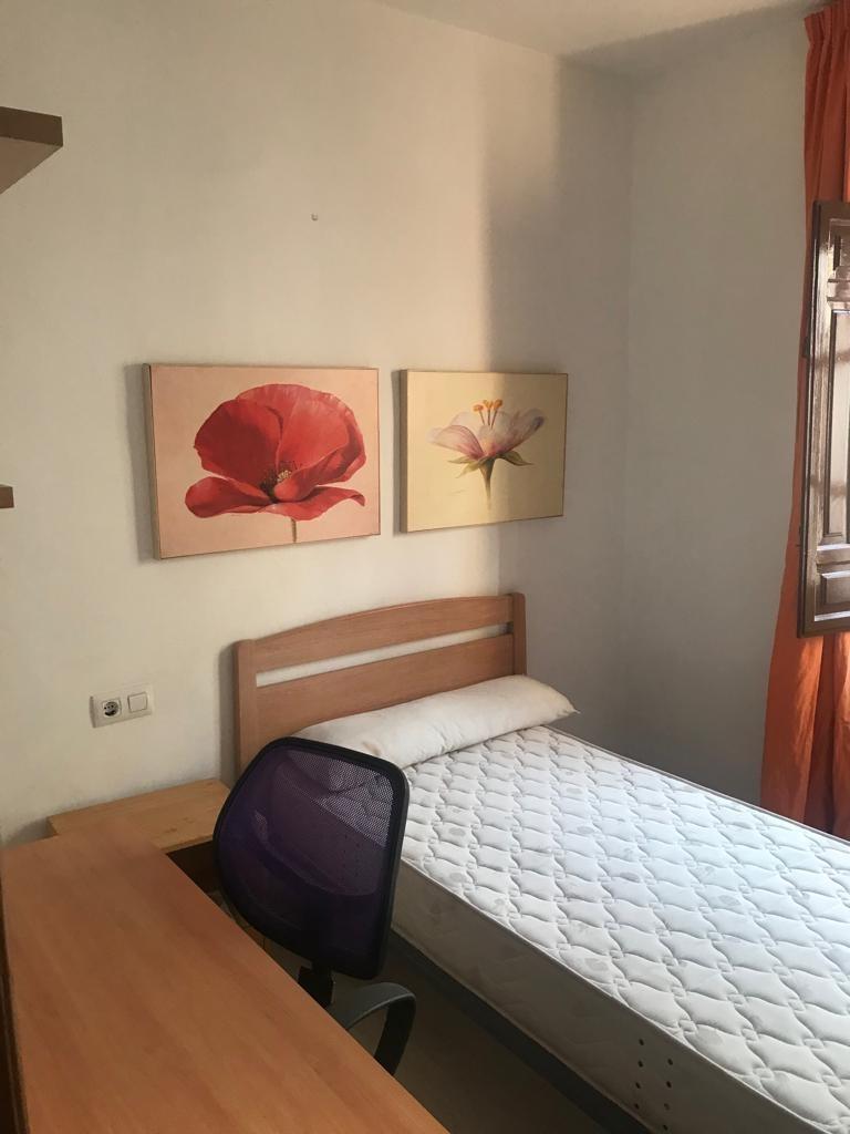 Apartment for Rent in Granada