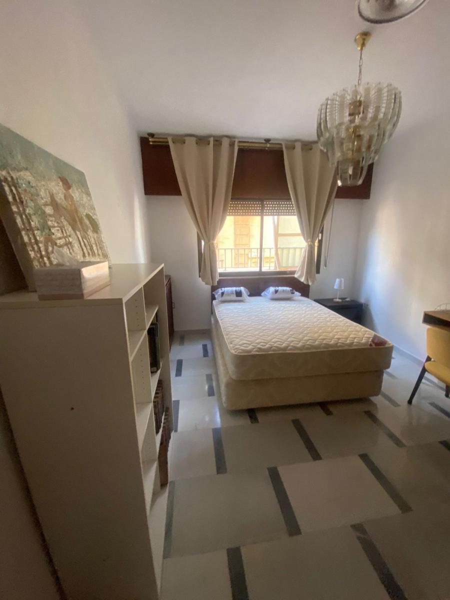 Flat for Rent in Granada