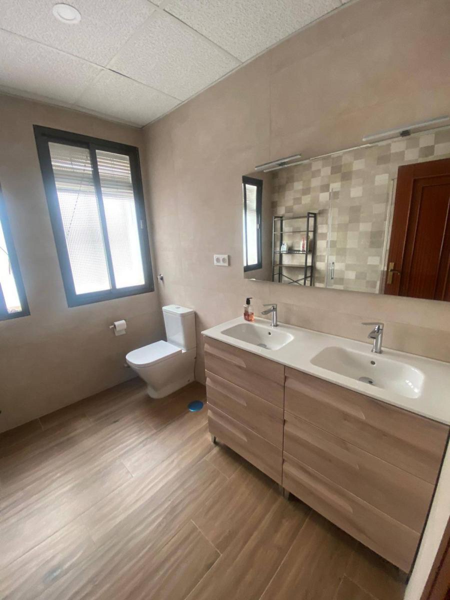 Flat for Rent in Granada