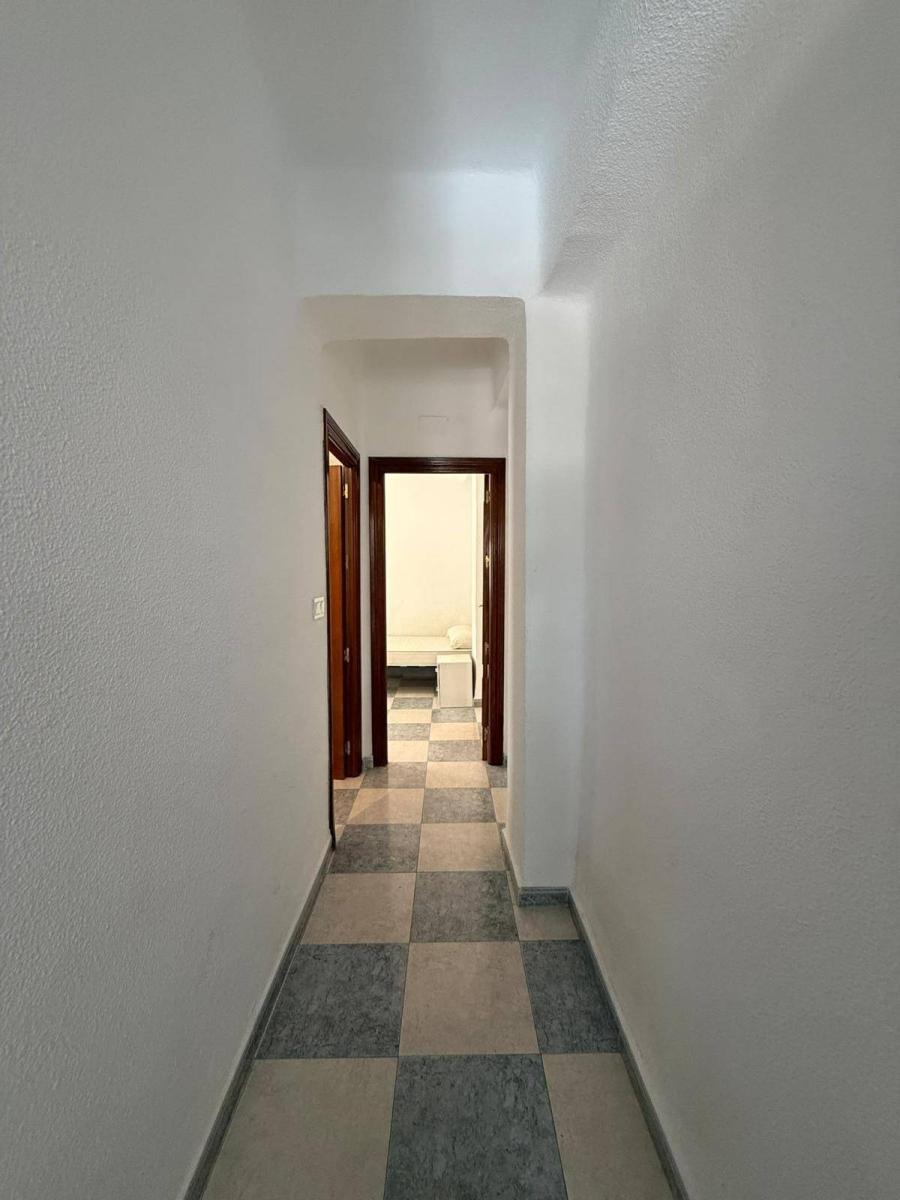 Flat for Sale in Granada