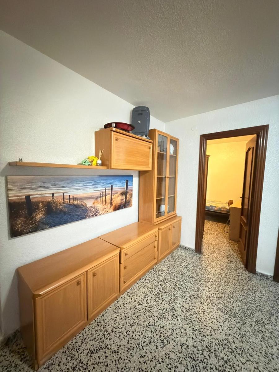 Flat for Rent in Granada
