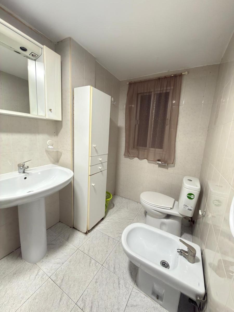 Flat for Rent in Granada