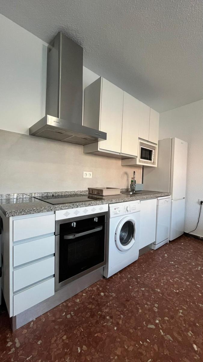 Flat for Rent in Granada