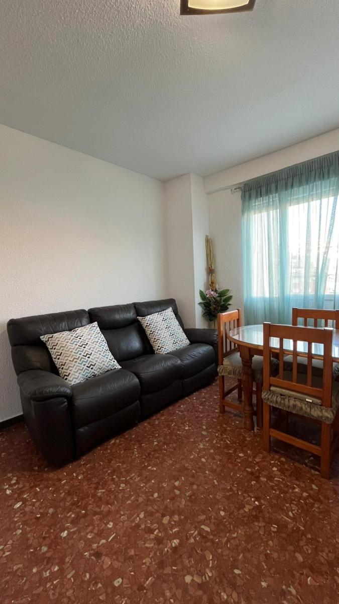 Flat for Rent in Granada