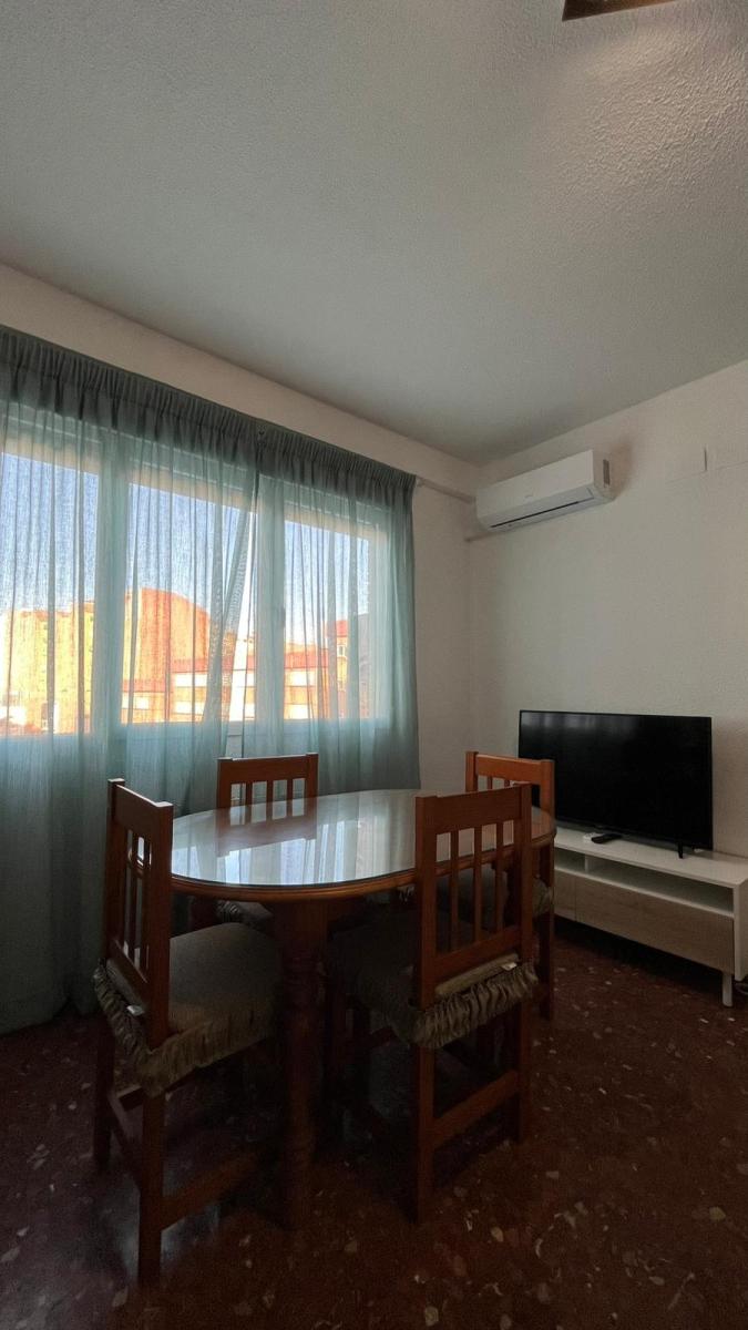 Flat for Rent in Granada