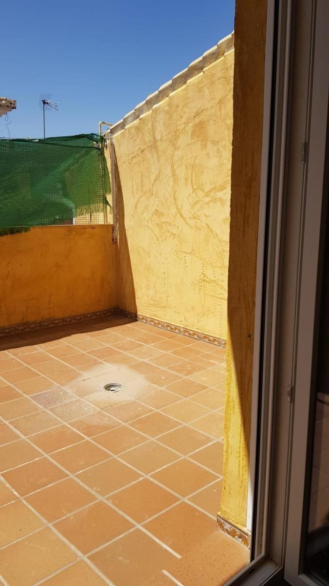 Flat for Rent in La Zubia