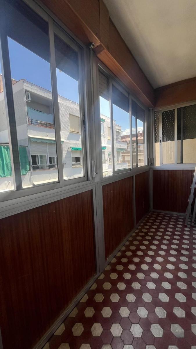 Flat for Rent in Granada