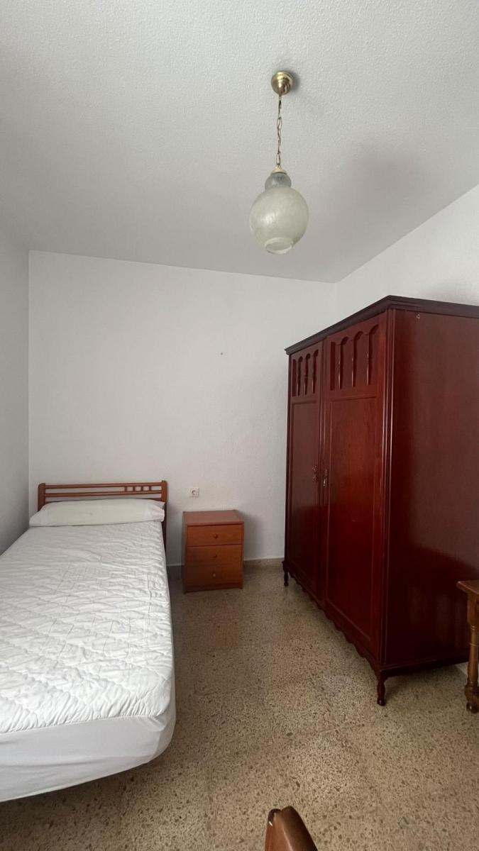 Flat for Rent in Granada