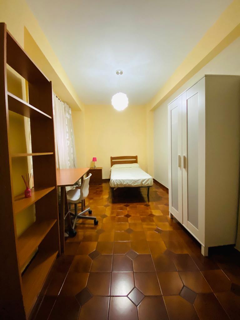 Flat for Rent in Granada