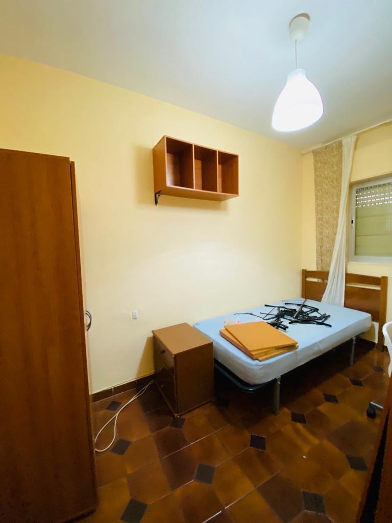 Flat for Rent in Granada