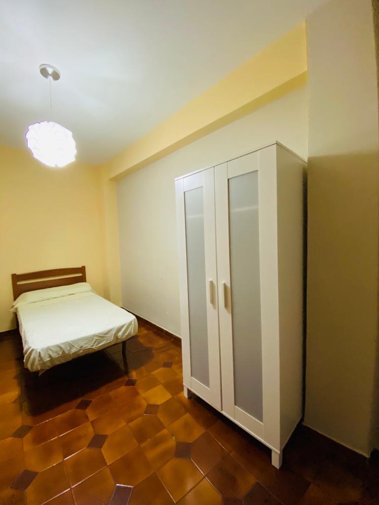 Flat for Rent in Granada