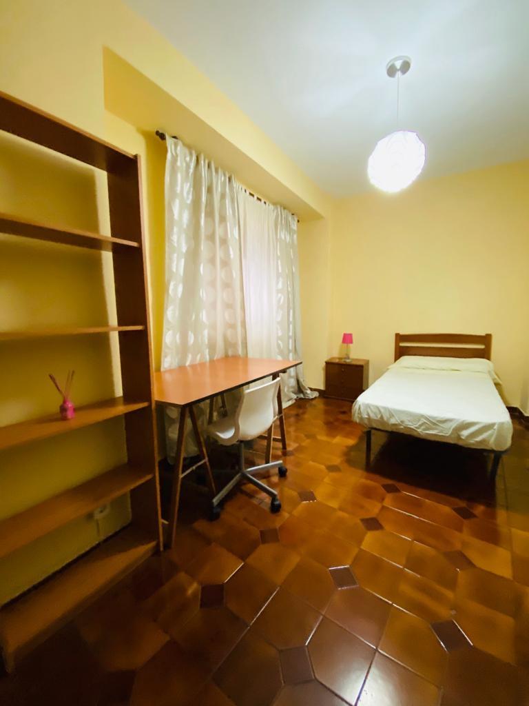 Flat for Rent in Granada