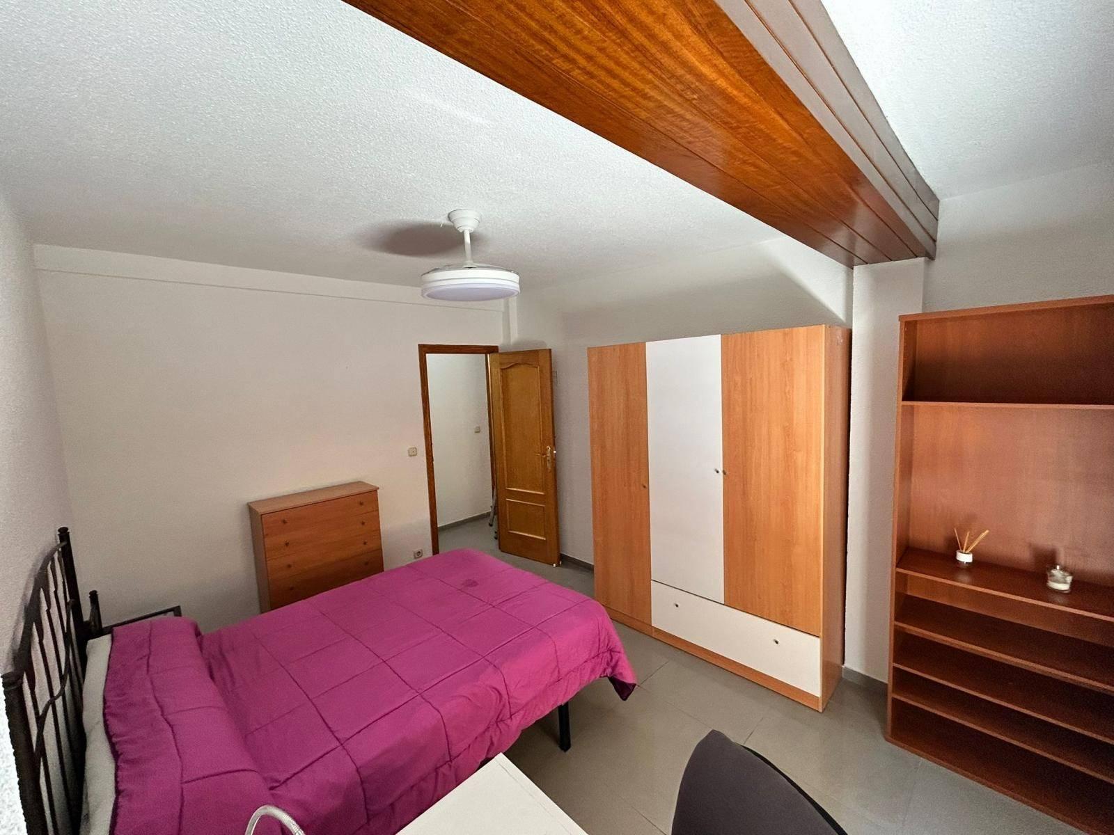 Flat for Rent in Granada