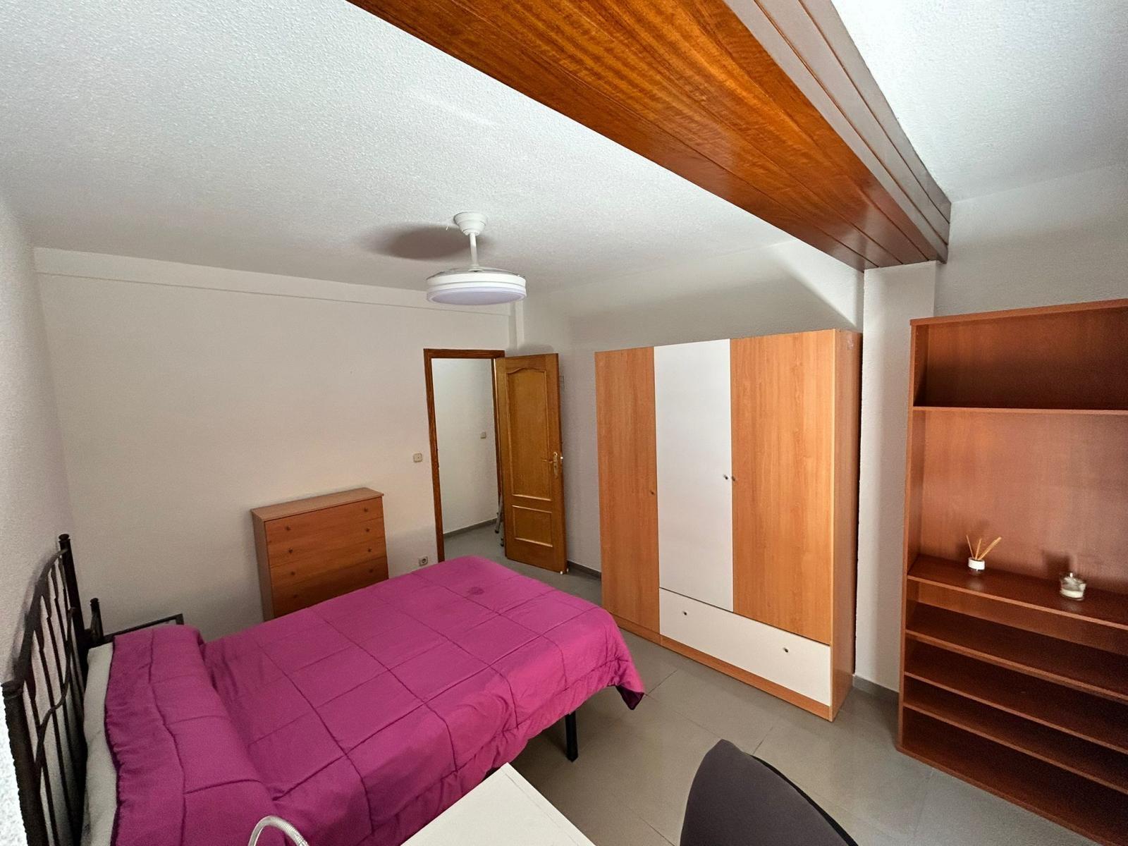 Flat for Rent in Granada