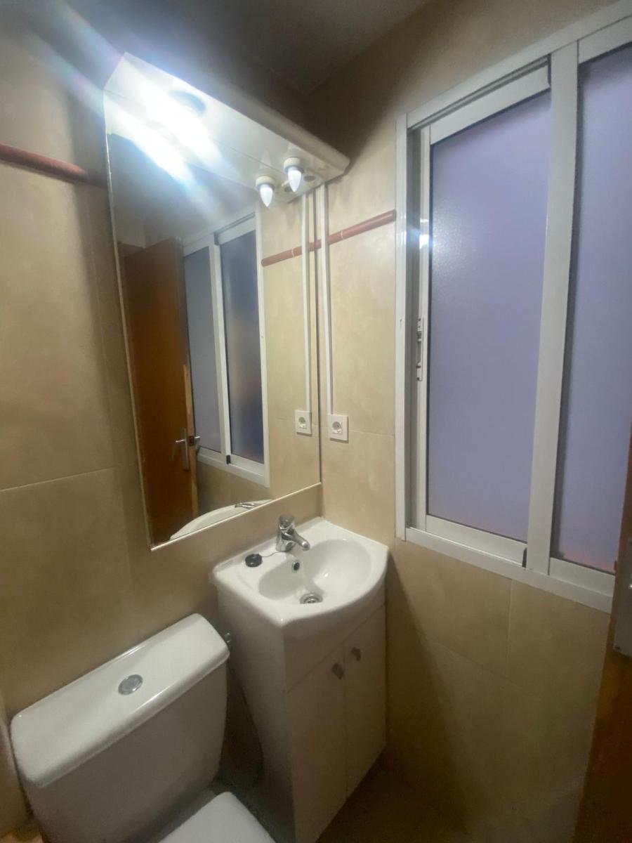 Flat for Rent in Granada