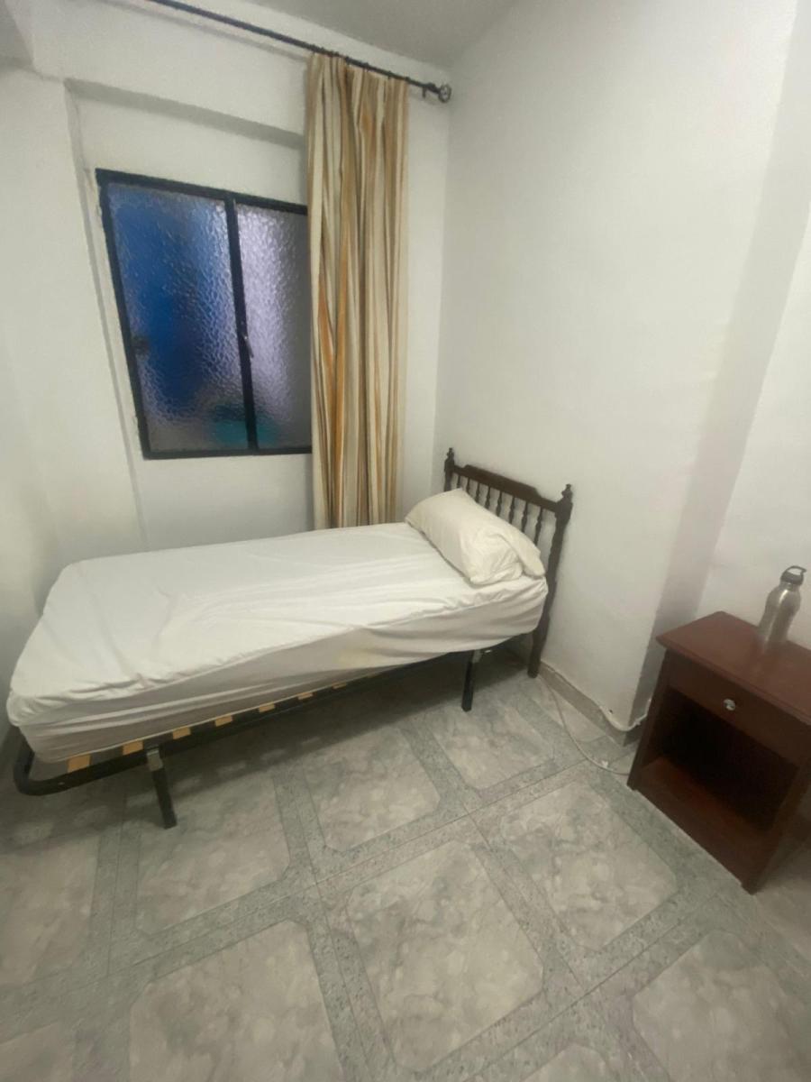 Flat for Rent in Granada