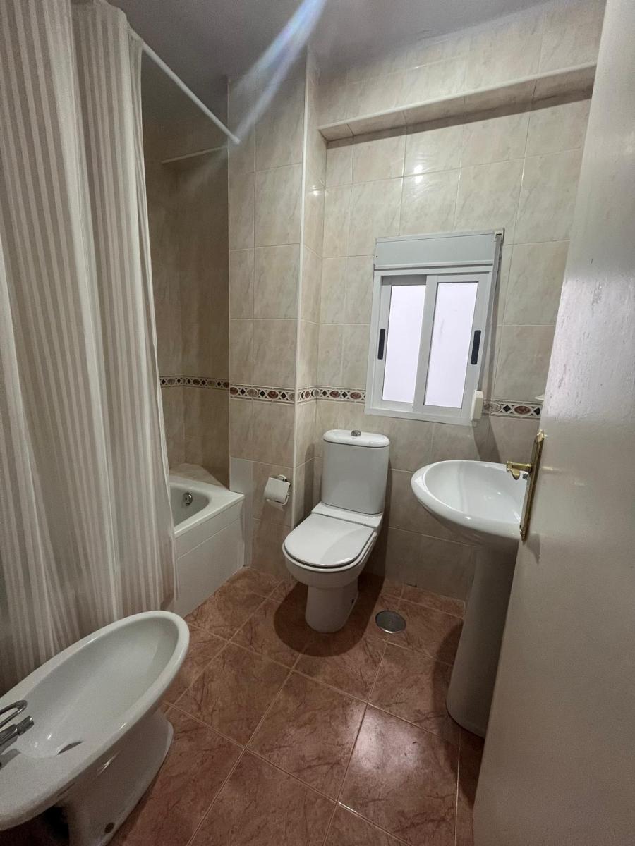 Flat for Rent in Granada