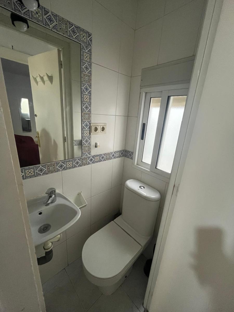 Flat for Rent in Granada