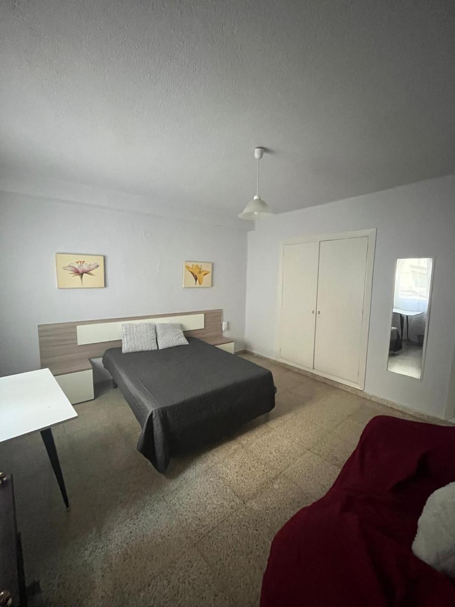 Flat for Rent in Granada