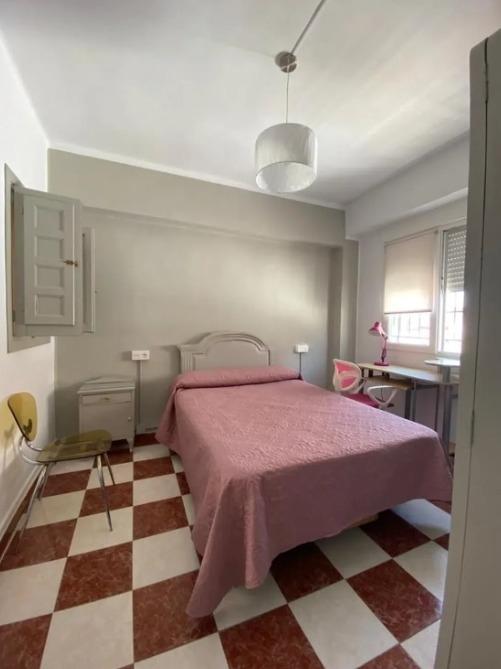 Apartment for Rent in Granada