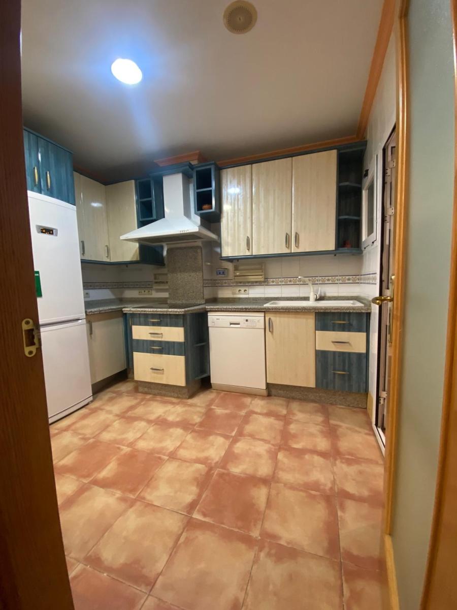 Flat for Rent in Granada