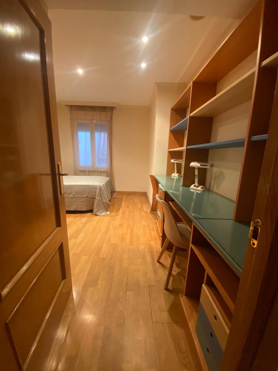 Flat for Rent in Granada