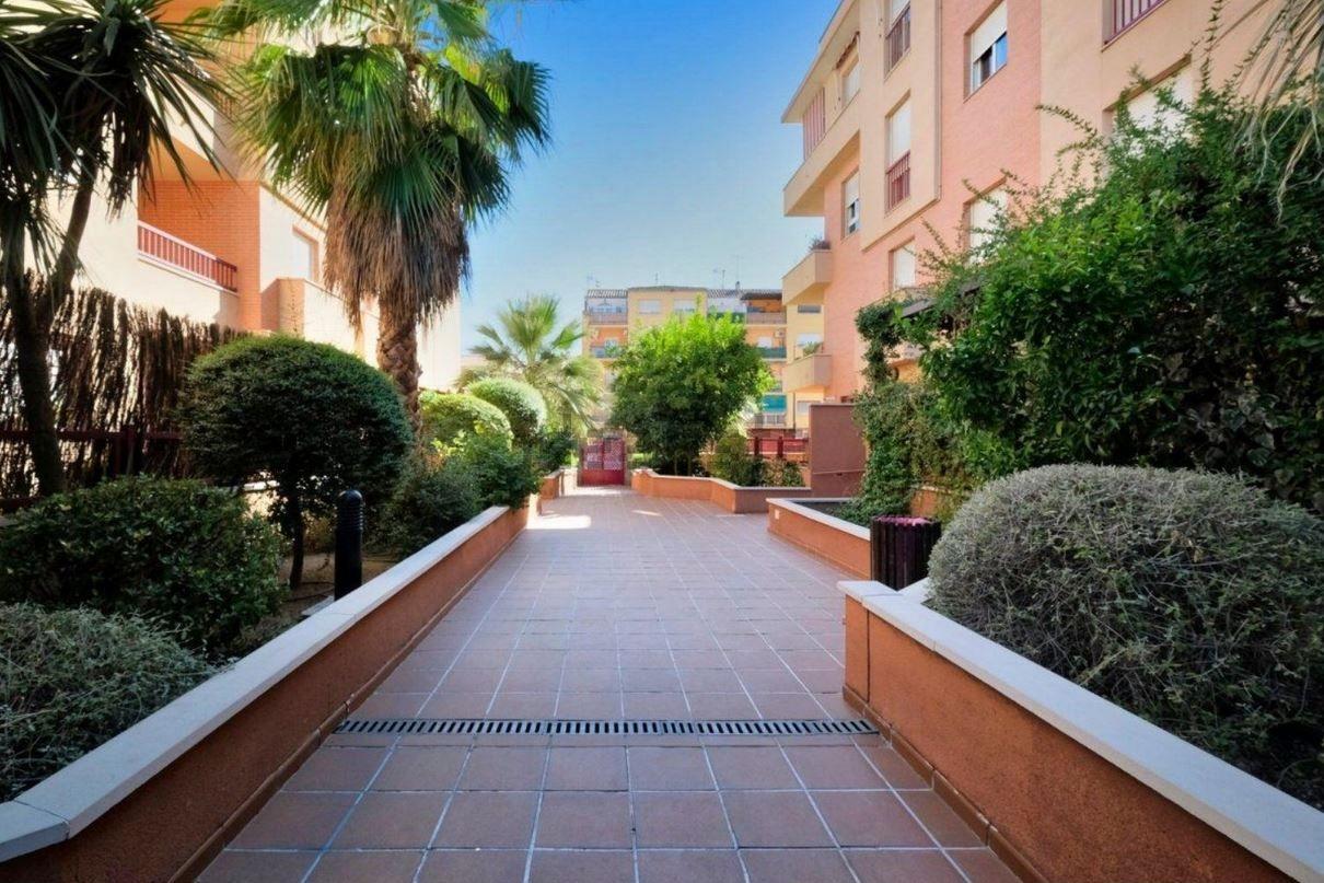 Flat for Rent in Granada