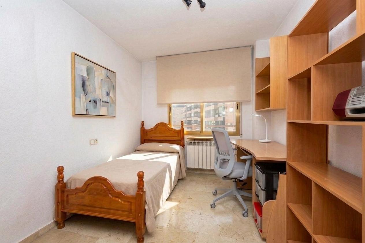 Flat for Rent in Granada