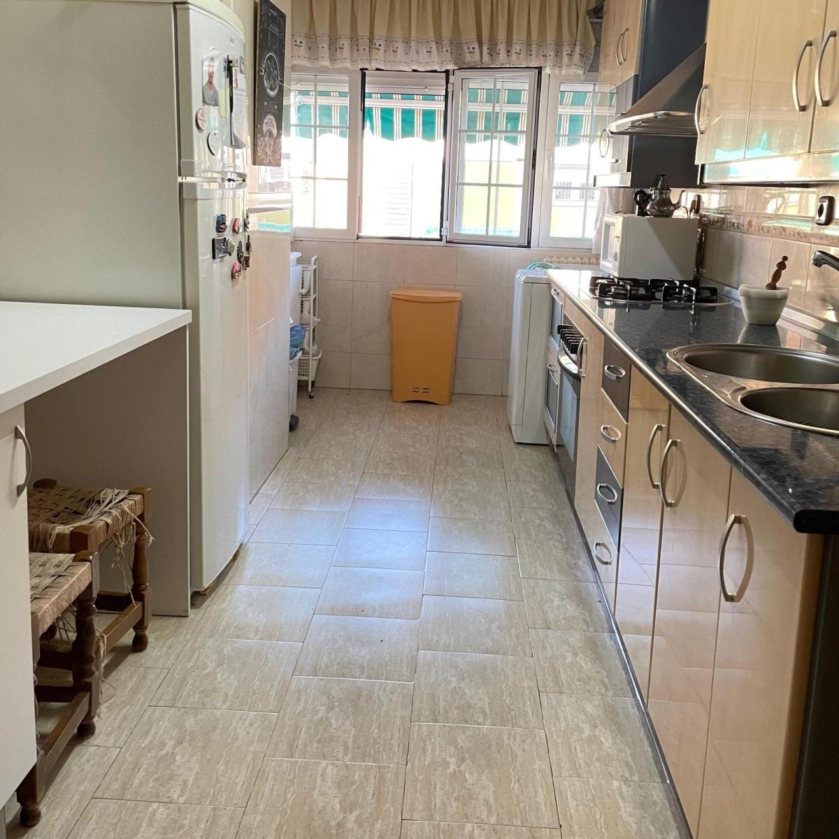 Flat for Rent in Granada